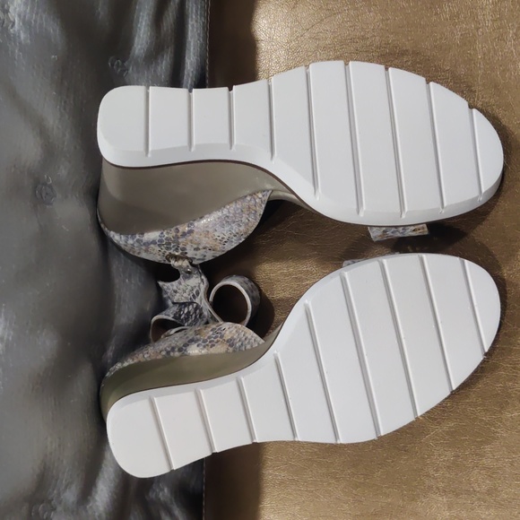 Wedges - Picture 4 of 4